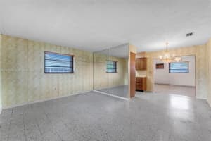 4211 SW 97th Pl, Miami, FL 33165 - MLS#A11874697
