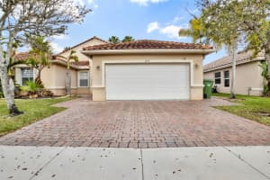 1553 Sw 189th Ave Pembroke Pines, FL 33029 - MLS#A11874702