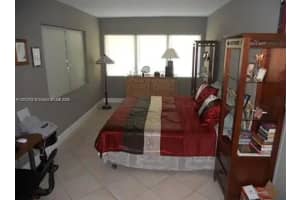 MLS# A11874703, Hollywood, Florida 33020