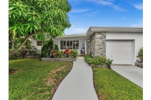 8866 Dickens Ave, Surfside 8866 Dickens Ave, Surfside