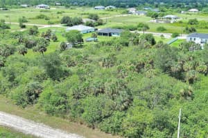 1507 Hines Ave, Lehigh Acres, FL 33972 - MLS#A11874727