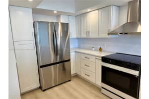 20335 W Country Club Dr 1203, Aventura, FL 33180 - MLS#A11874736