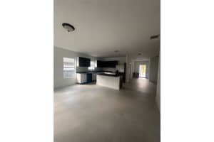 2541 NW 9th St, Fort Lauderdale, FL 33311 - MLS#A11874742