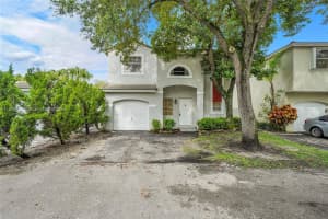 815 NW 98th Ave, Plantation, FL 33324 - MLS#A11874752