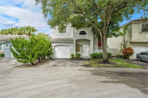 815 NW 98th Ave, Plantation, FL 33324 - MLS#A11874752