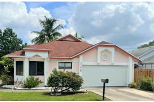 739 Holly St, North Lauderdale, FL 33068 - MLS#A11874757