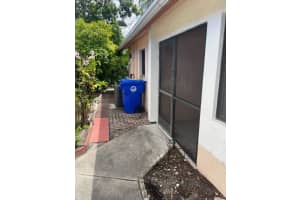 739 Holly St, North Lauderdale, FL 33068 - MLS#A11874757