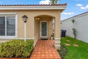 17482 Sw 143rd Pl Miami, FL 33177 - MLS#A11874767