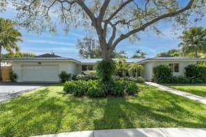 16081 SW 86th Ave, Palmetto Bay, FL 33157 - MLS#A11874786