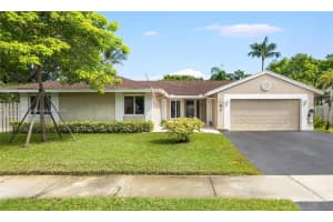14621 Madison Pl, Davie, FL 33325 - MLS#A11874796