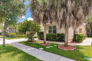 15850 Nw 11th St Pembroke Pines, FL 33028 - MLS#A11874858