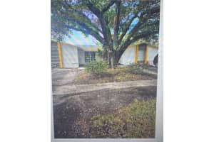 5890 NW 20th St 5890, Lauderhill, FL 33313 - MLS#A11874864