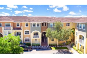 10870 Nw 88th Ter 209, Doral