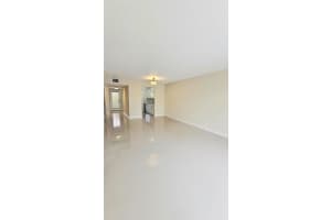 1401 SW 128th Ter 410H, Pembroke Pines, FL 33027 - MLS#A11874881
