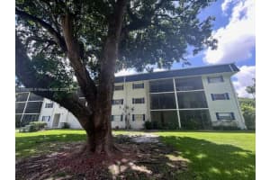 5090 Sw 64th Ave 307, Davie