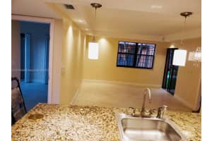 2720 W 63rd Pl 103, Hialeah, FL 33016 - MLS#A11874898