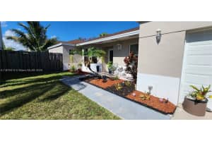 9829 SW 221st St, Cutler Bay, FL 33190 - MLS#A11874913