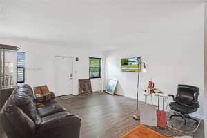 301 Nw 190th Street Miami Gardens, FL 33169 - MLS#A11874923