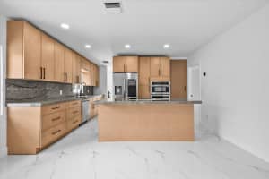 3389 NW 14th Ave, Miami, FL 33142 - MLS#A11874969
