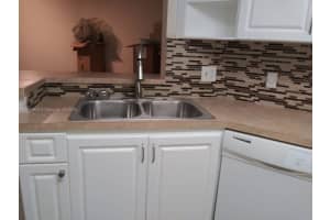 6296 Nw 186th St 208, Hialeah