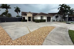 840 Nw 134th Ave, Miami