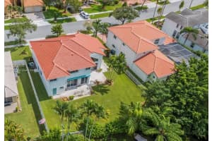 1120 NW 179th Ave, Pembroke Pines, FL 33029 - MLS#A11874986