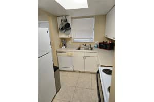 6324 Panther Ln 6, Fort Myers, FL 33919 - MLS#A11874990