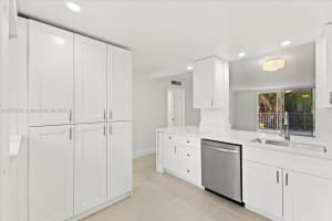 319 Ne 14th Ave 201 Hallandale Beach, FL 33009 - MLS#A11875021