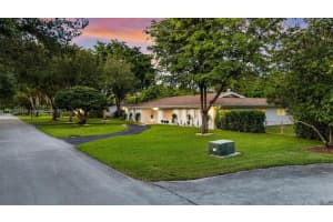 12205 Sw 69th Pl Pinecrest, FL 33156 - MLS#A11875033