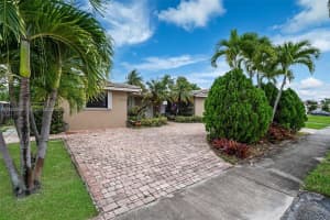 20525 Highland Lakes Blvd, Miami, FL 33179 - MLS#A11875050