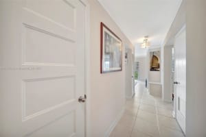 126 Golden Isles Dr 43A, Hallandale Beach, FL 33009 - MLS#A11875066