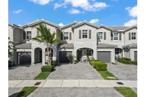 1108 Se 26th Ter, Homestead
