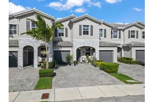 1108 SE 26th Ter, Homestead, FL 33035 - MLS#A11875077