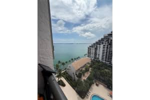 540 Brickell Key Dr 1719, Miami