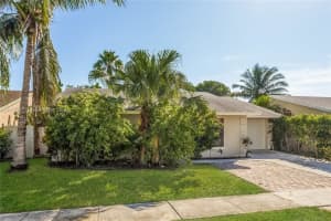 5927 Ithaca Circle W, Lake Worth