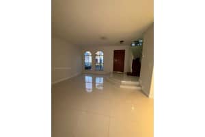 10812 NW 51st ln, Doral, FL 33172 - MLS#A11875098