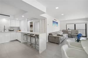 5415 Collins Ave 202, Miami Beach, FL 33140 - MLS#A11875103