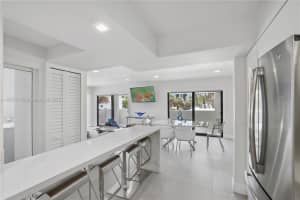 5415 Collins Ave 202, Miami Beach, FL 33140 - MLS#A11875103