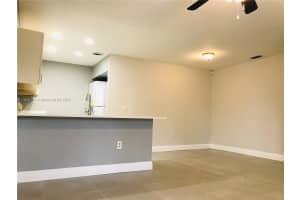 565 NW 100th Pl 203, Pembroke Pines, FL 33024 - MLS#A11875114