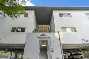 645 Palmetto Dr 6, Miami Springs, FL 33166 - MLS#A11875136
