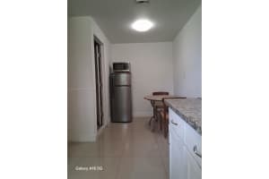 20 Holly Ln 2, Plantation, FL 33317 - MLS#A11875151