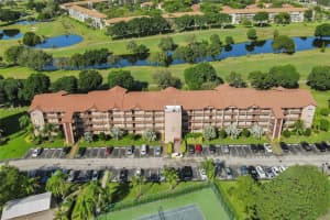 300 Sw 130th Ter 110b, Pembroke Pines