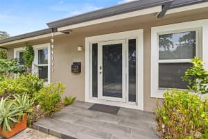 1081 NE 132nd St, North Miami, FL 33161 - MLS#A11875162