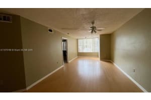 2820 N Oakland Forest Dr 106, Oakland Park, FL 33309 - MLS#A11875166