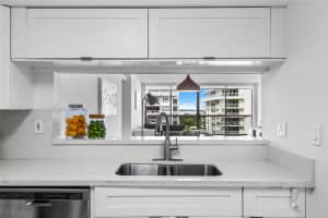 5757 Collins Ave 1602, Miami Beach, FL 33140 - MLS#A11875171