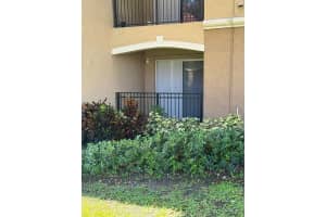 11700 Sw 2nd St 13103, Pembroke Pines