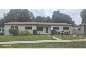 1340 Nw 133rd St, Miami