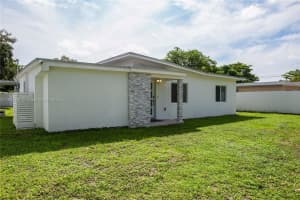 MLS# A11875237, North Miami, Florida 33168