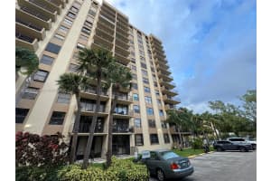 1470 NE 123rd St A1206, North Miami, FL 33161 - MLS#A11875247
