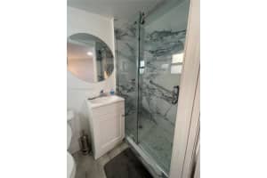 5615 Hope St 1, Hollywood
